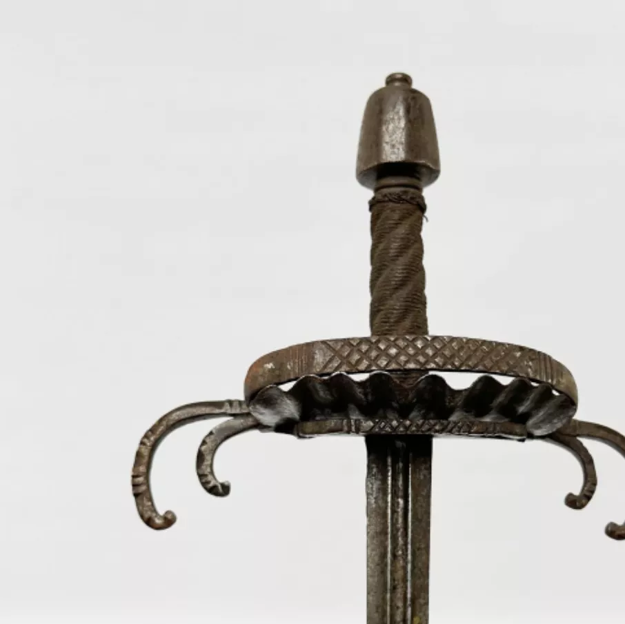 &Eacute;p&eacute;e de ville dite "crabe", XVII&egrave;me si&egrave;cle