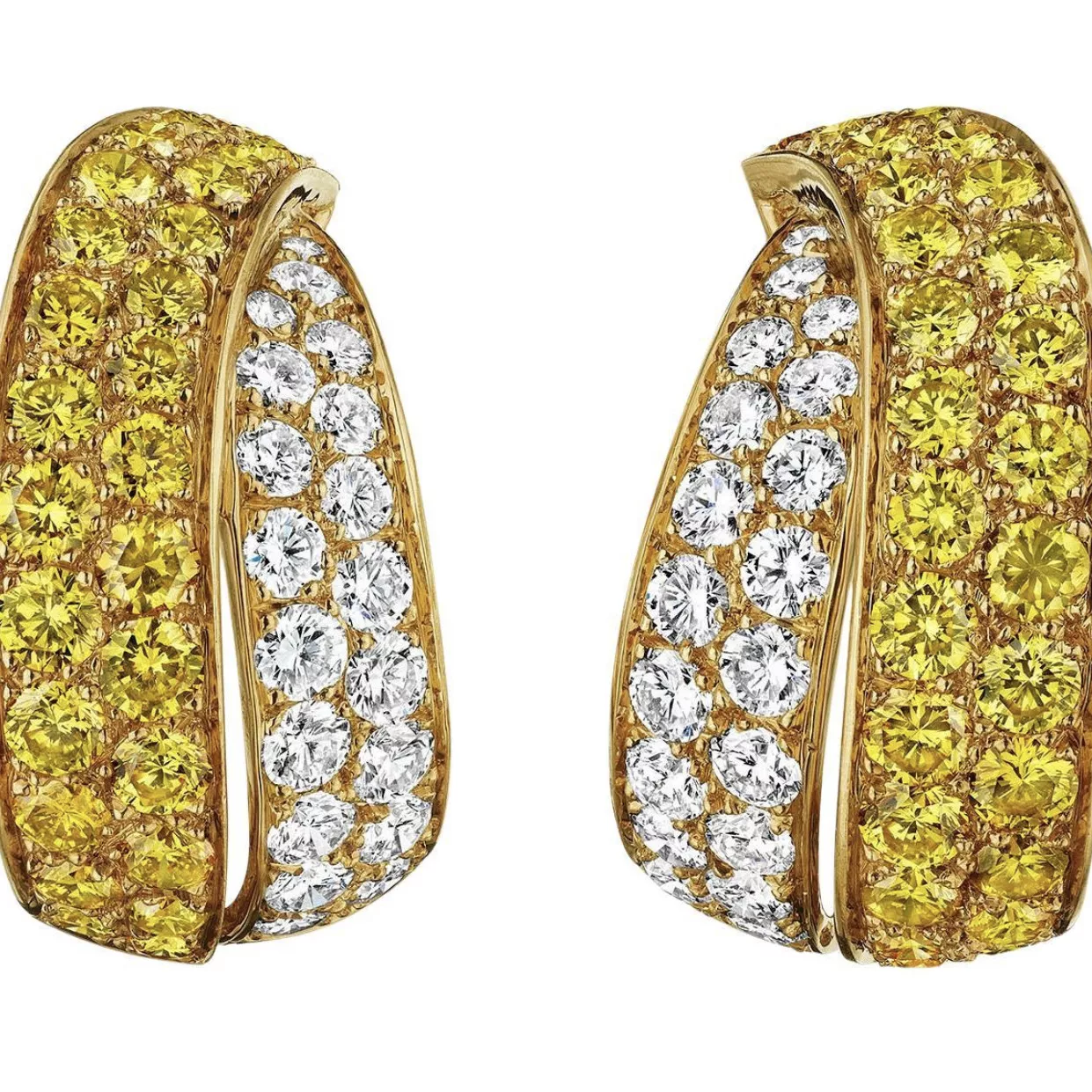 Van Cleef & Arpels par Ren&eacute;e Puissant, boucles d'oreilles en or jaune et diamants
