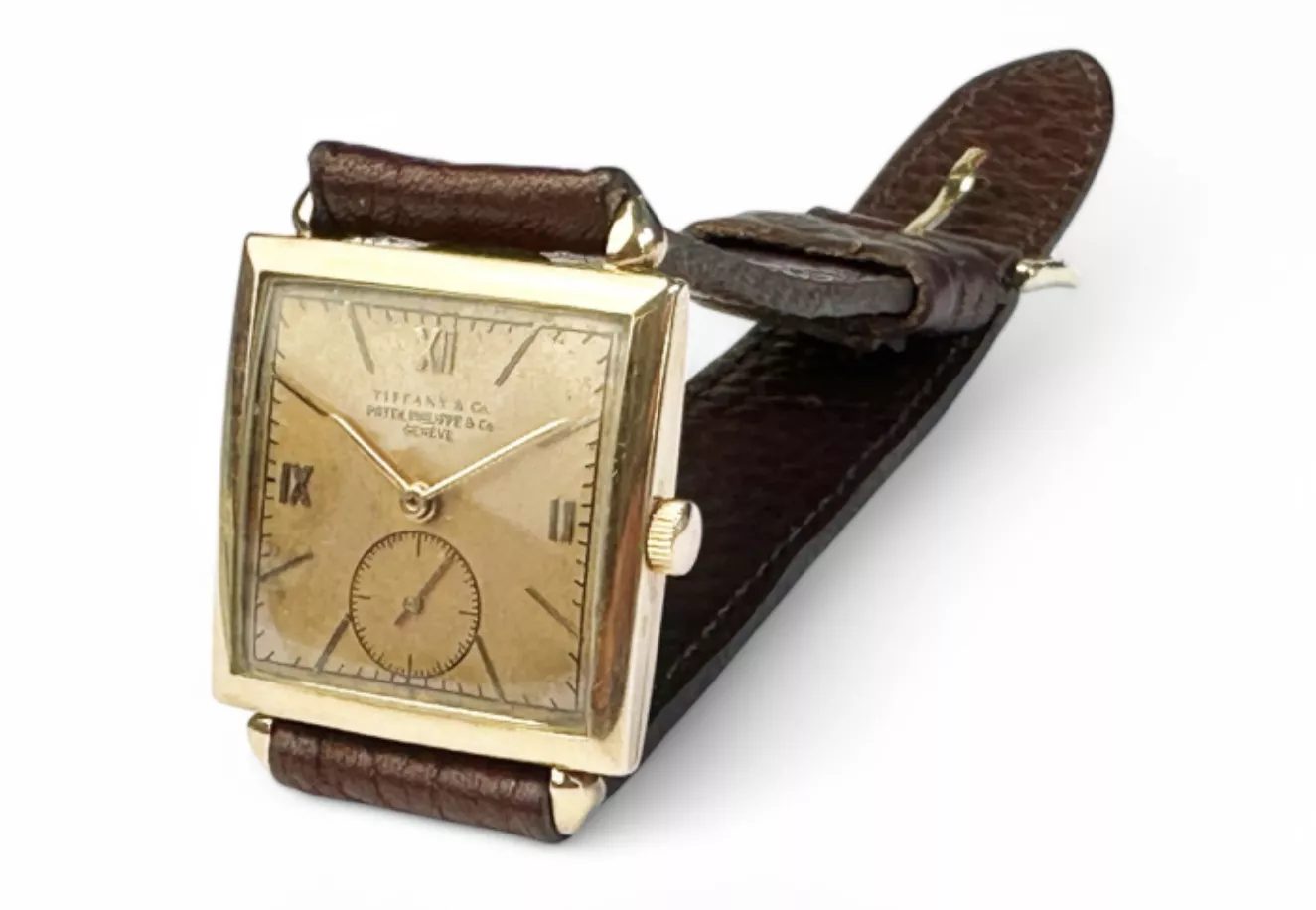PATEK PHILIPPE Montre bracelet en or 18K (750 milli&egrave;mes), cadran dor&eacute;, index peints noirs