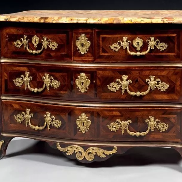 Commode &eacute;poque Louis XV
