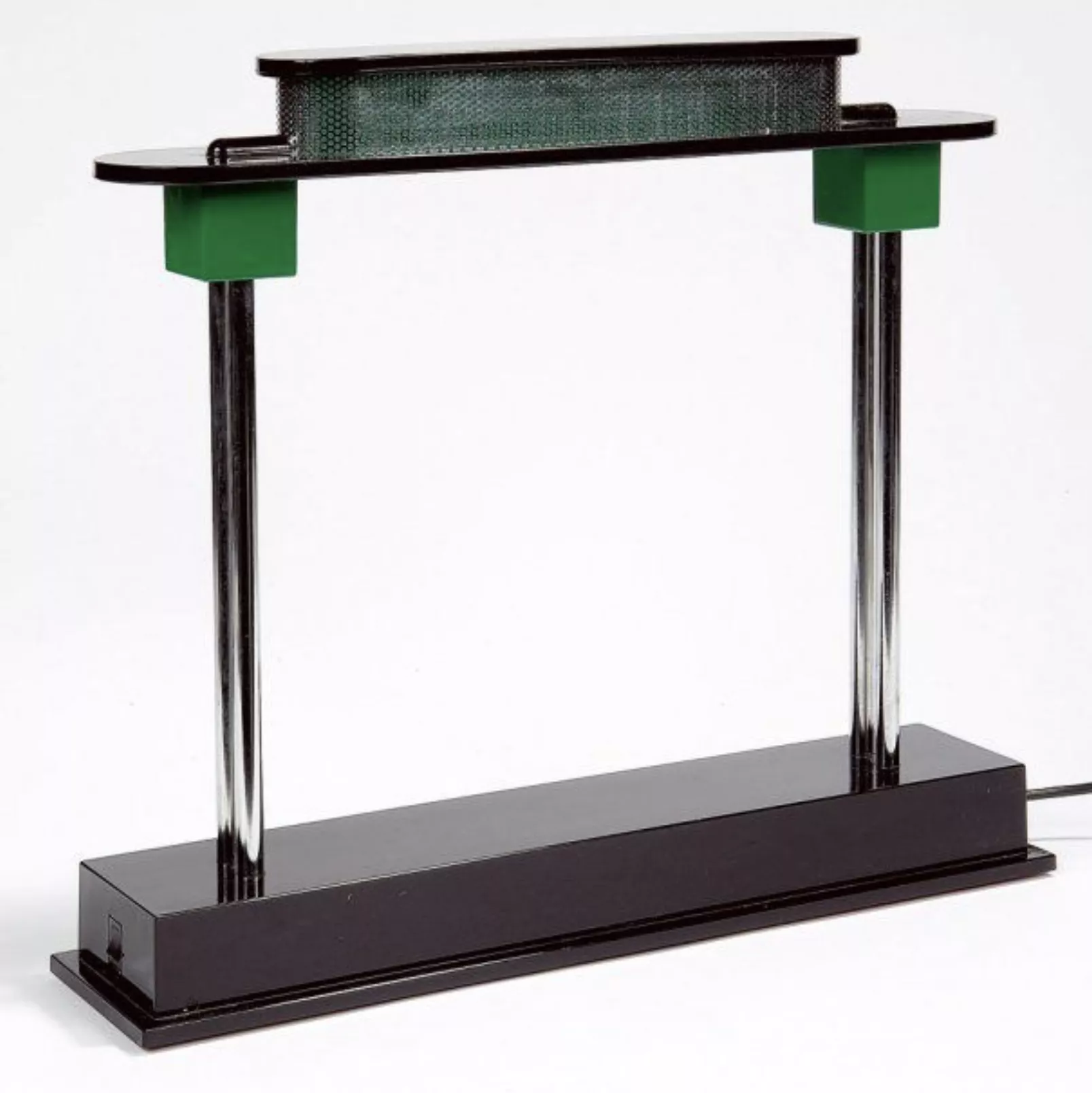 Sottsass, lampe en acier
