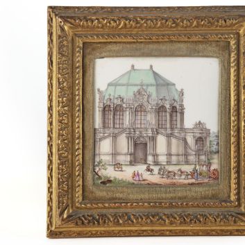 MEISSEN Rare plaque rectangulaire à décor polychrome figurant l’entrée principale de l’orangerie royale du Palais Zwinger à Dresde