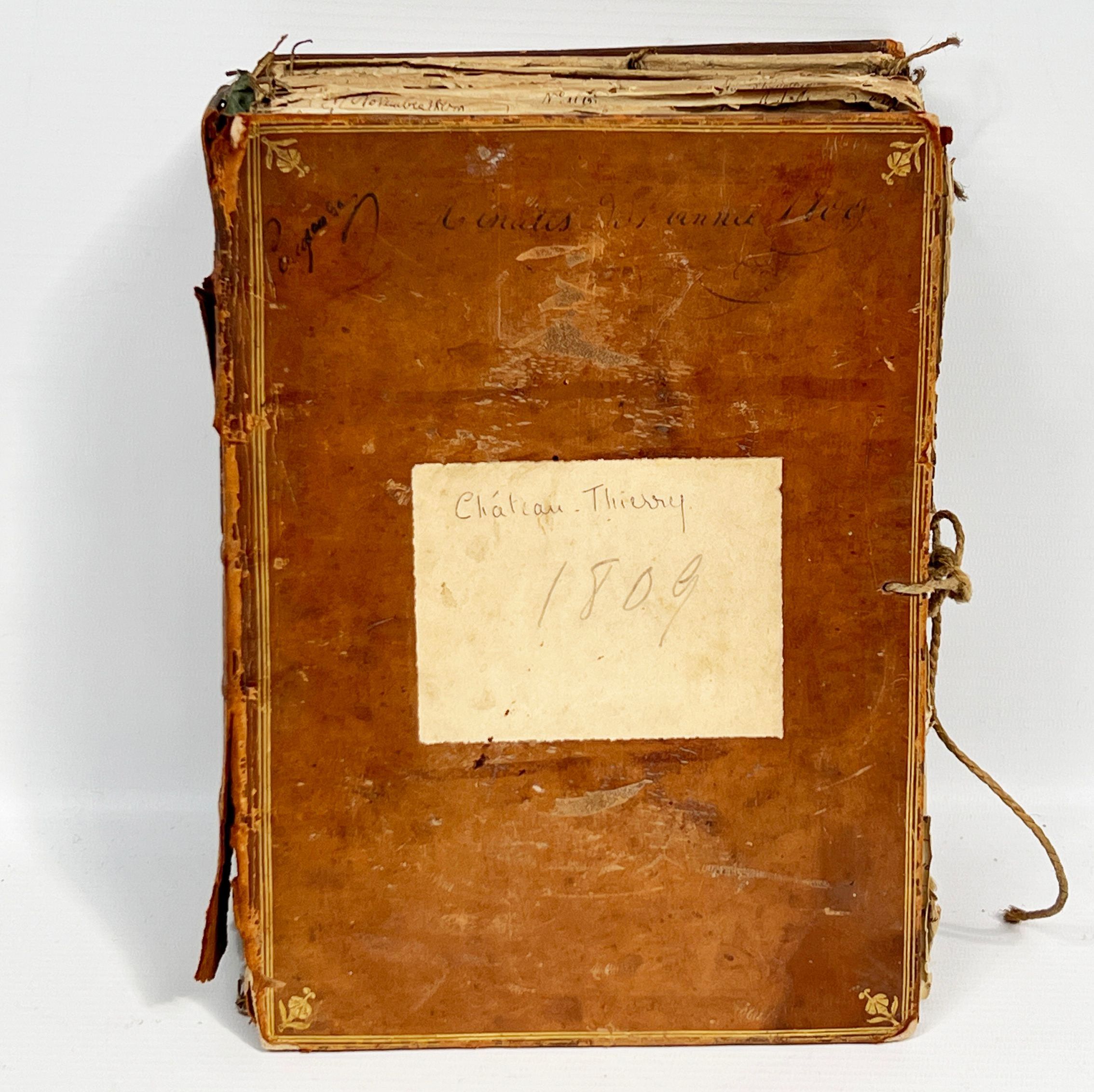Couverture d'un livre ancien