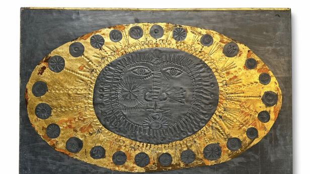 Roger CAPRON (1922-2006) Panneau décoratif mural, circa 1968, de forme rectangulaire à décor d’un visage stylisé