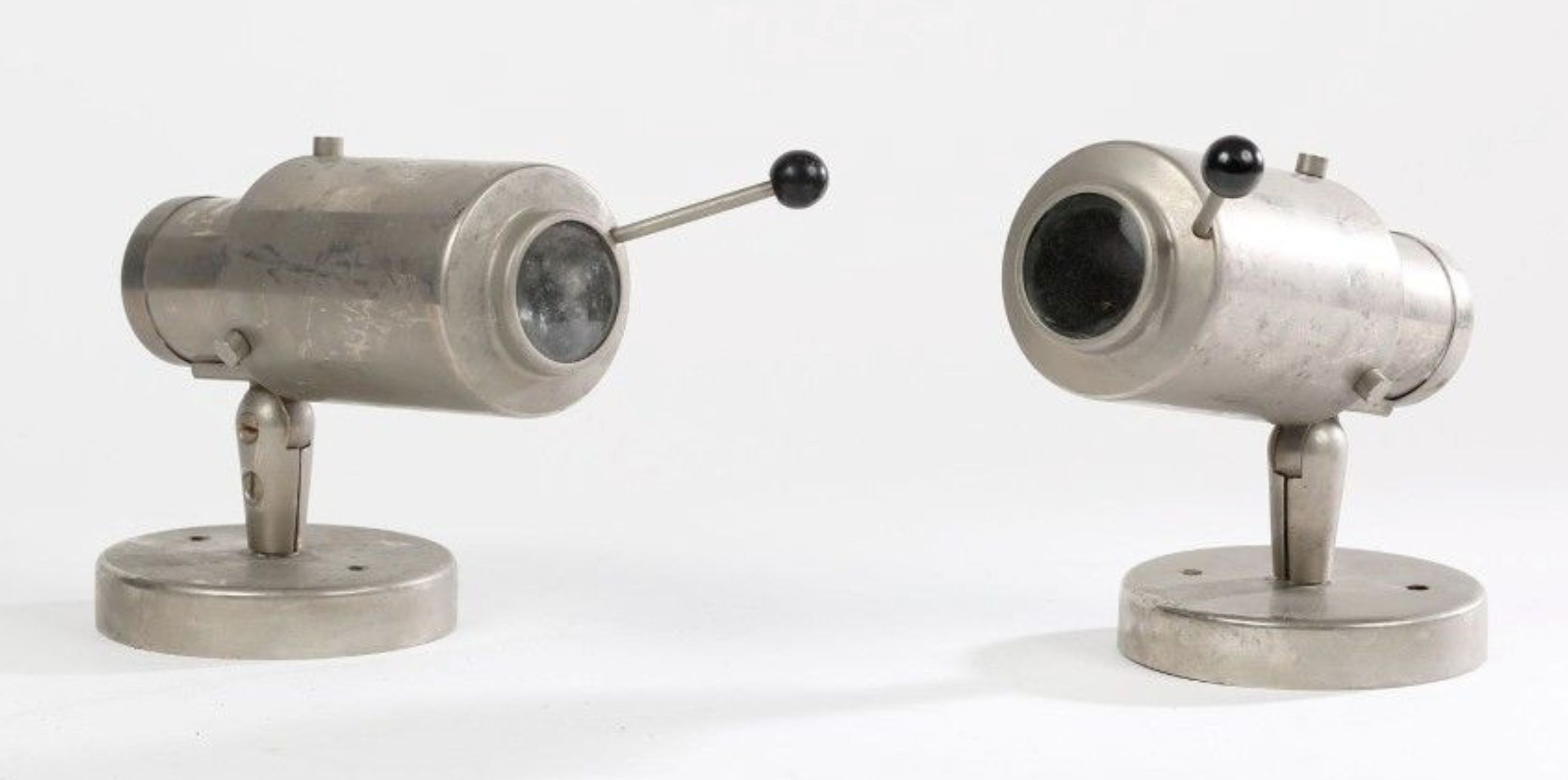 Jacques Biny, appliques en métal argenté