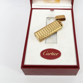 Briquet Must Cartier