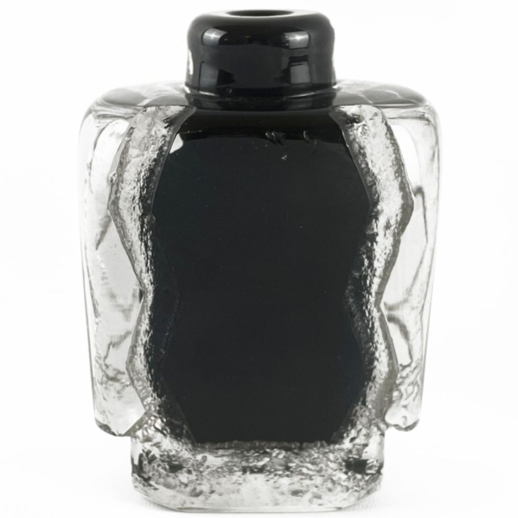 Maurice Marinot, flacon quadrangulaire en verre blanc