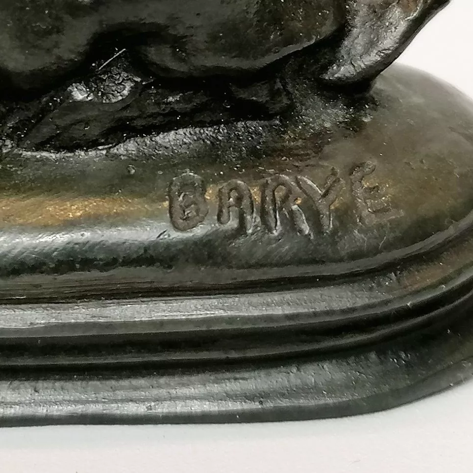 Exemple de la signature de l'artiste sur bronze