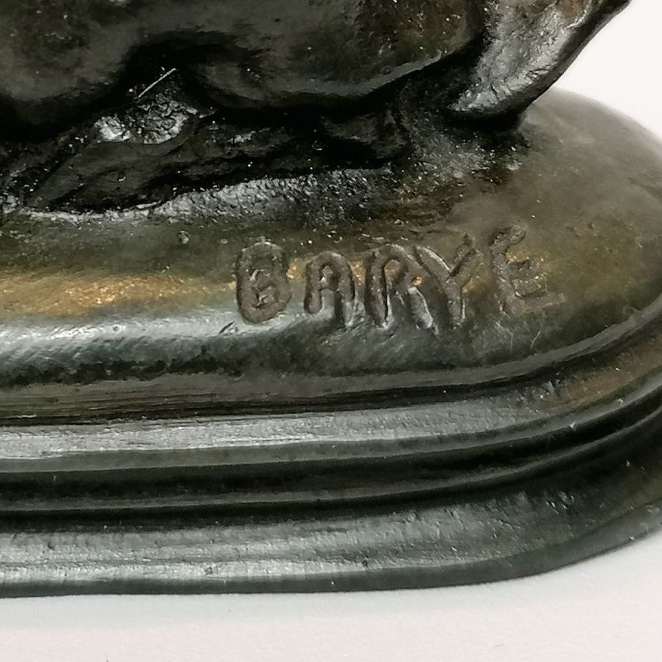 Exemple de la signature de l'artiste sur bronze