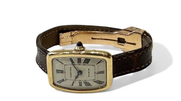 CARTIER TANK INCURVÉ PARIS Montre bracelet de dame en or 18K (750 millièmes)