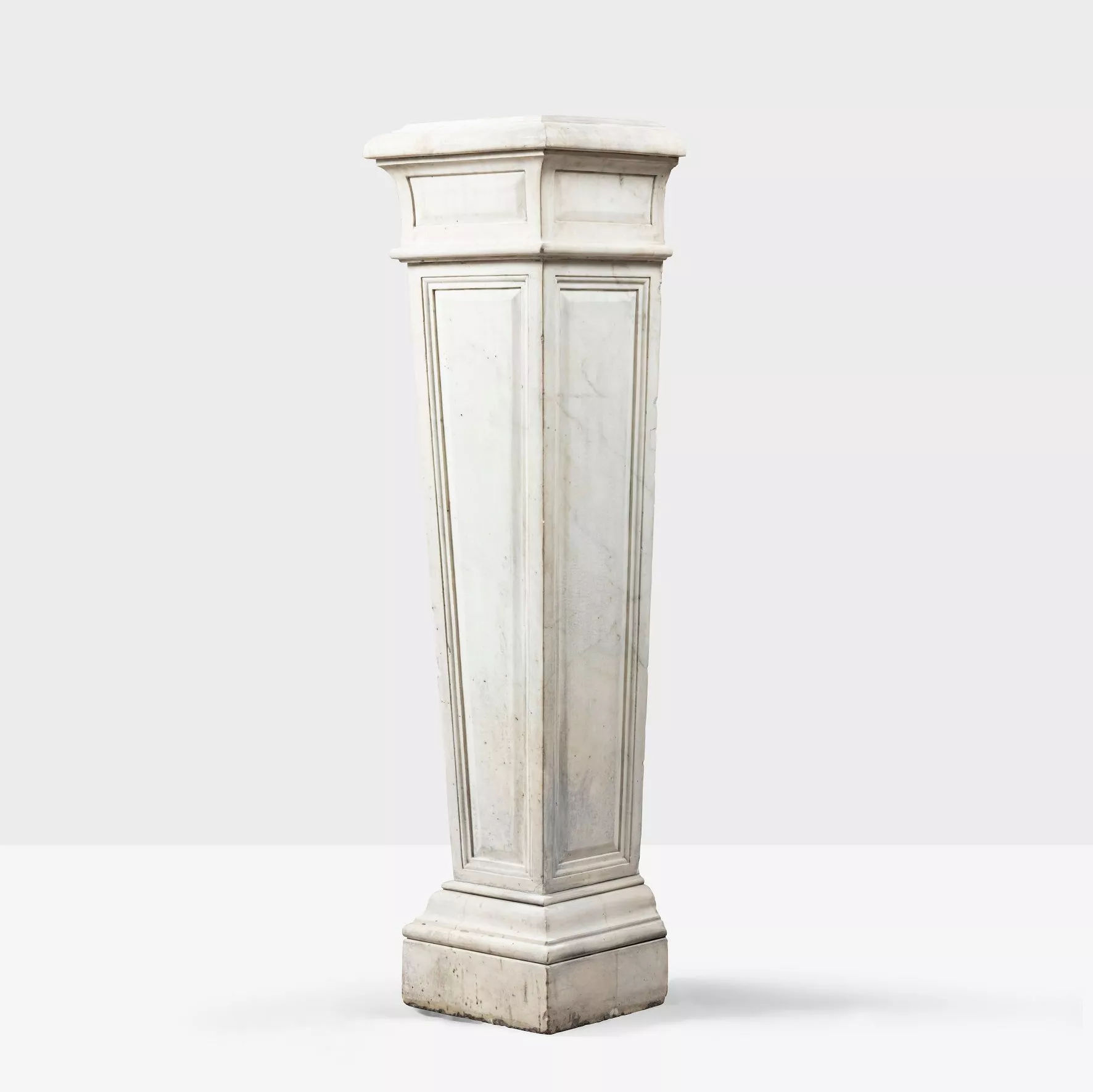 Colonne en marbre de style Louis XVI, XIX&egrave;me si&egrave;cle