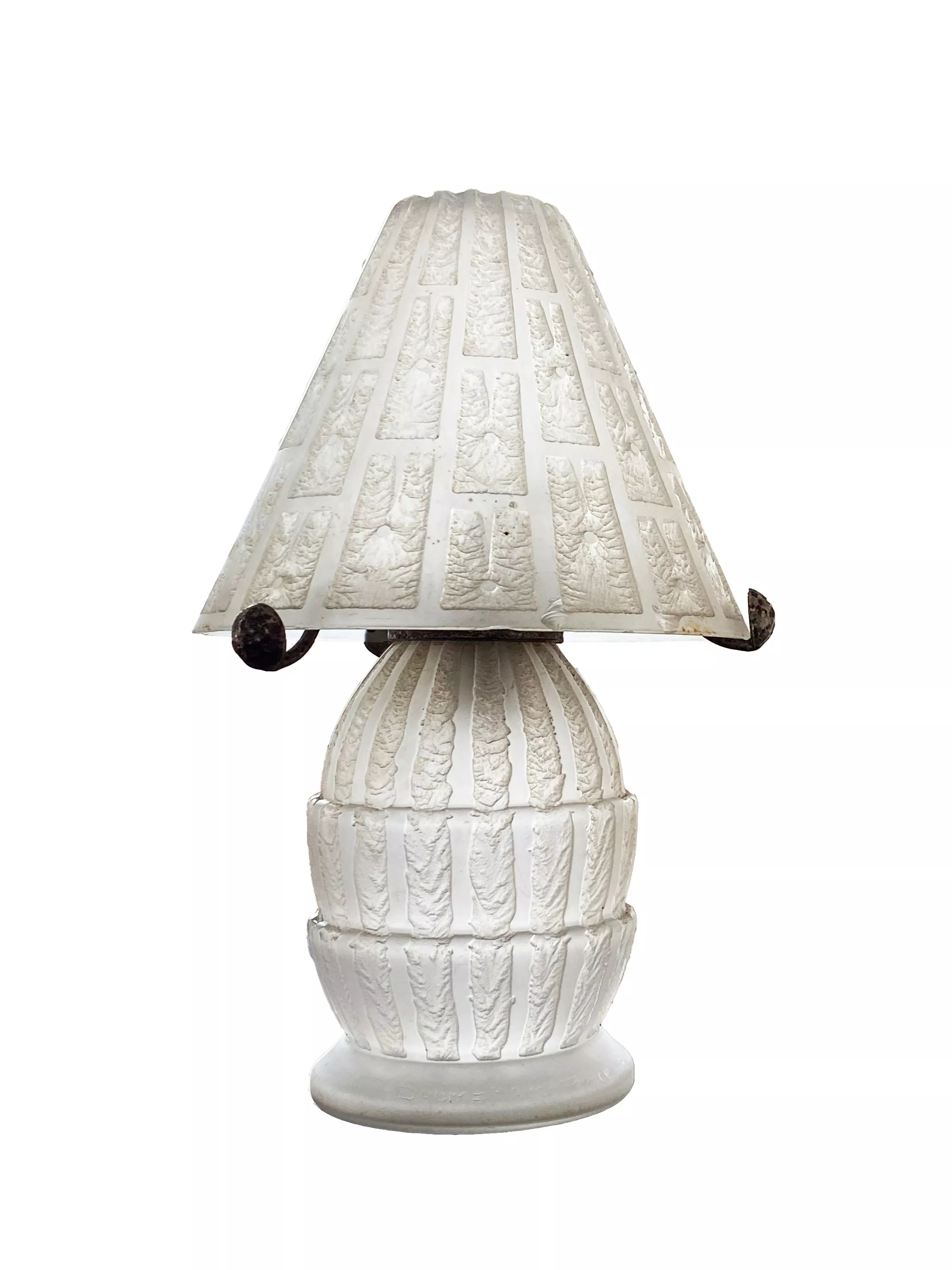 Daum, lampe en p&acirc;te de verre