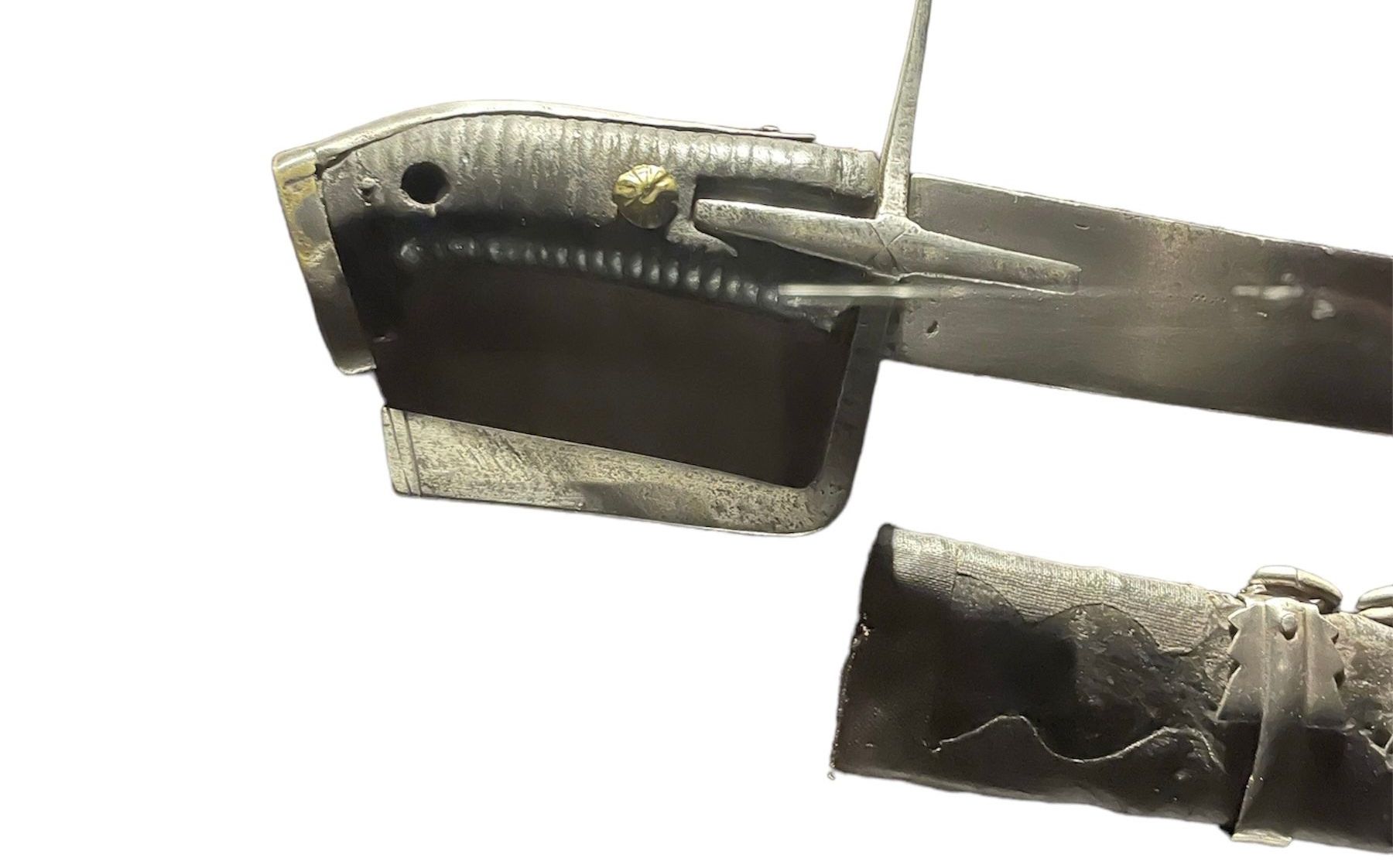 Fusée et fourreau d'un sabre de hussard