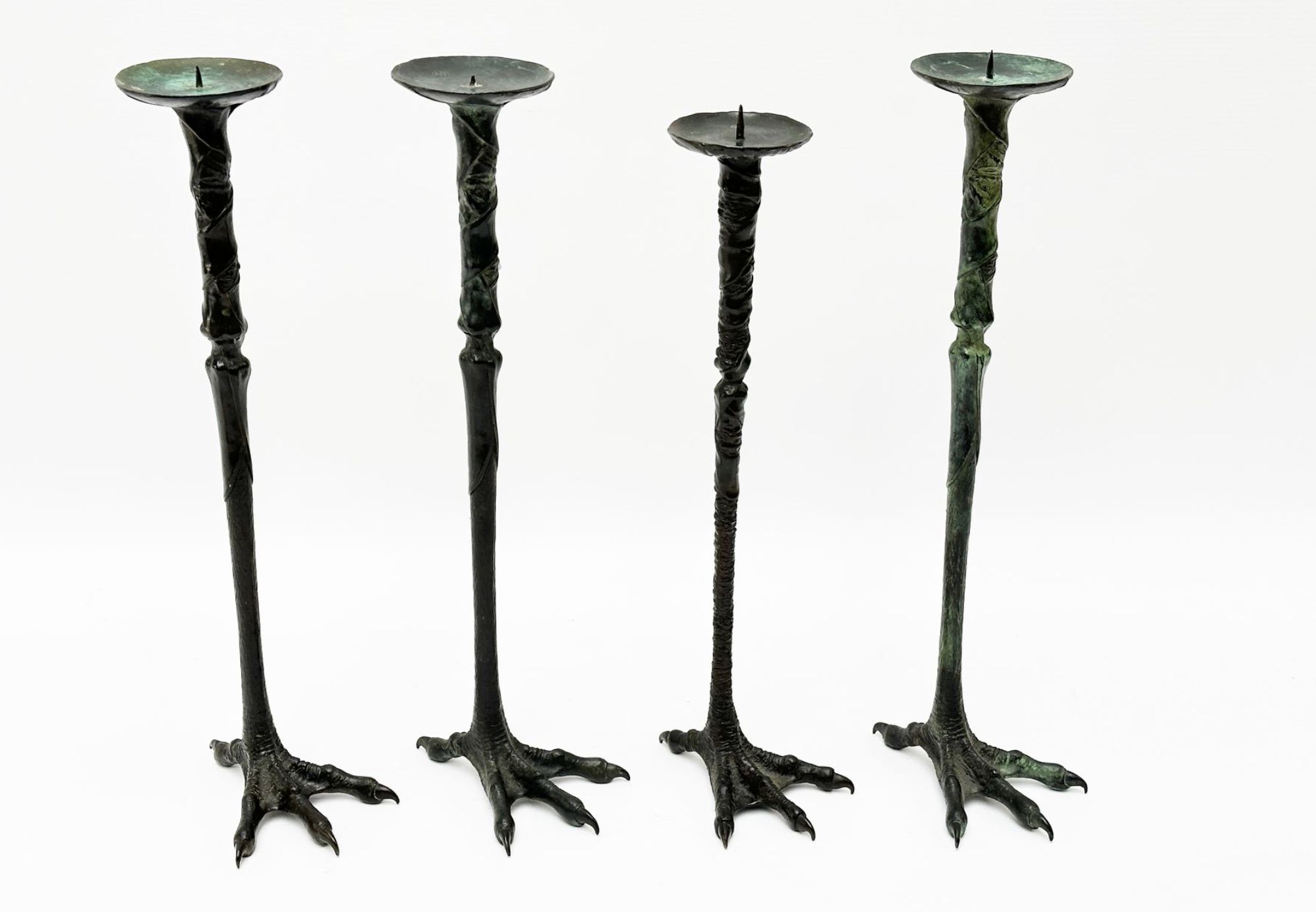 Bahman Dadkhah, bougeoirs en bronze patiné