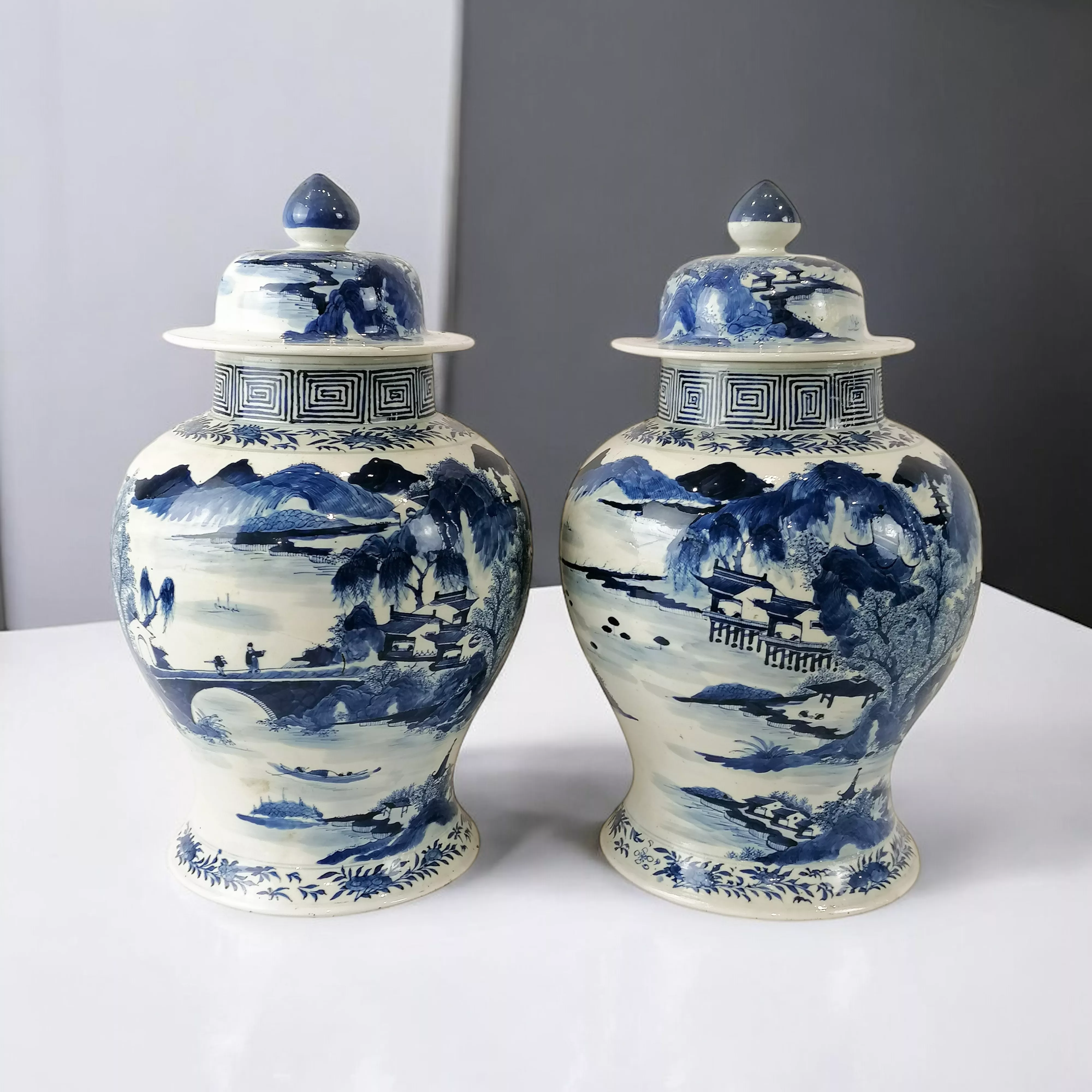 Vases Kangxi (1662-1722), Marque Kangxi Nian Zhi