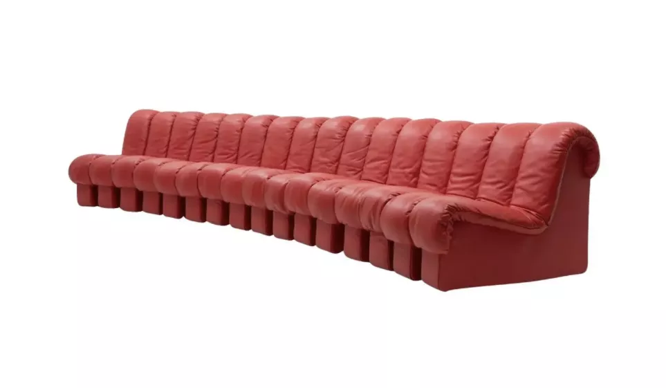 Ueli Berger, canap&eacute; modulable en cuir rouge