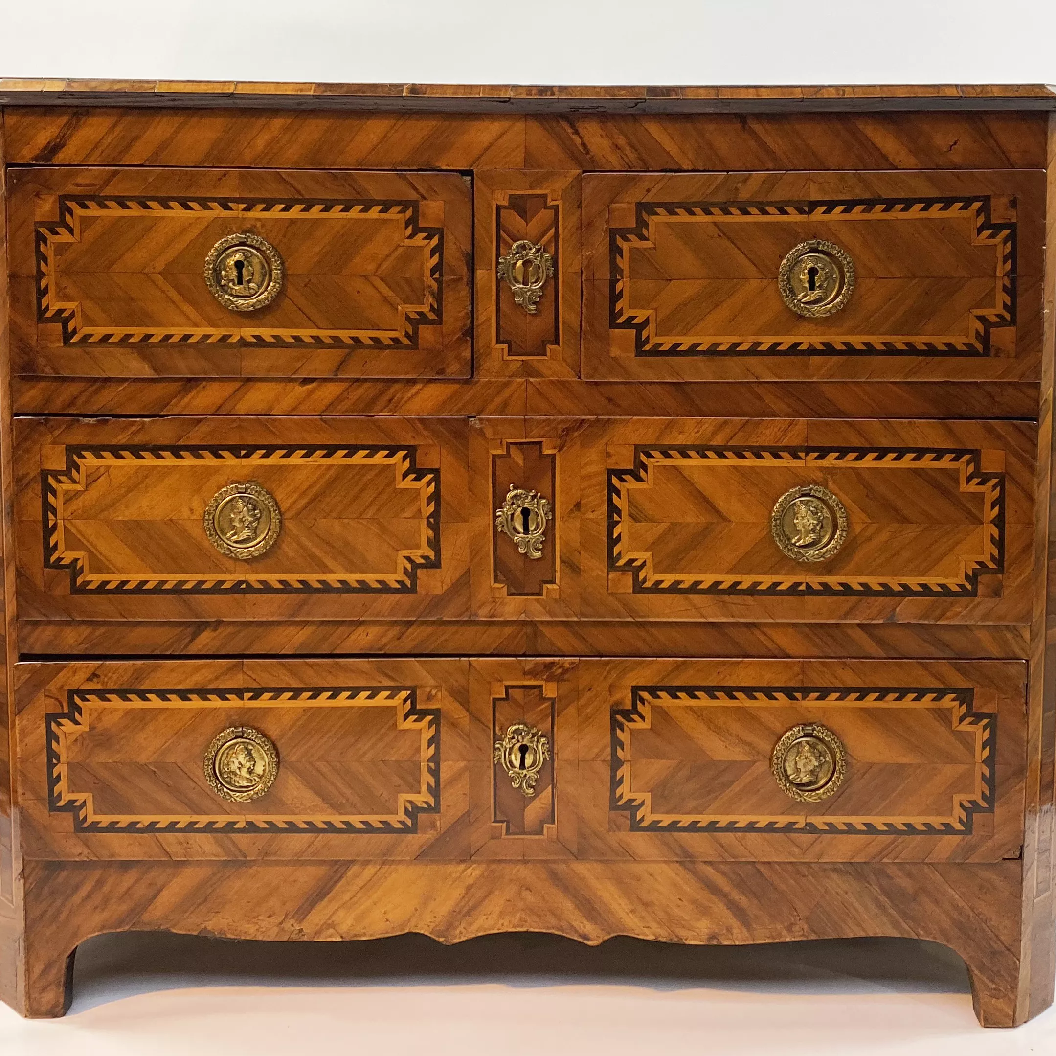 Commode d'&eacute;poque Louis XVI