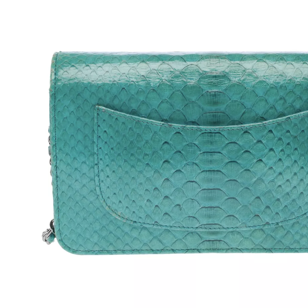 Wallet On Chain en crocodile bleu
