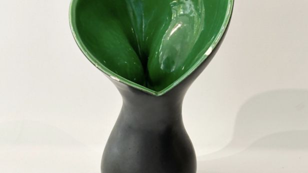 Pol CHAMBOST (1906-1983), Vase modèle 1046 dit Corolle, circa 1955