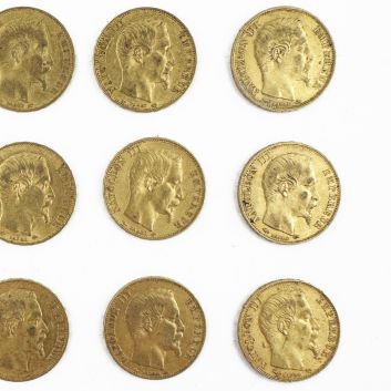 Lot de douze monnaies de 20 francs or Napoléon III empereur à la tête nue