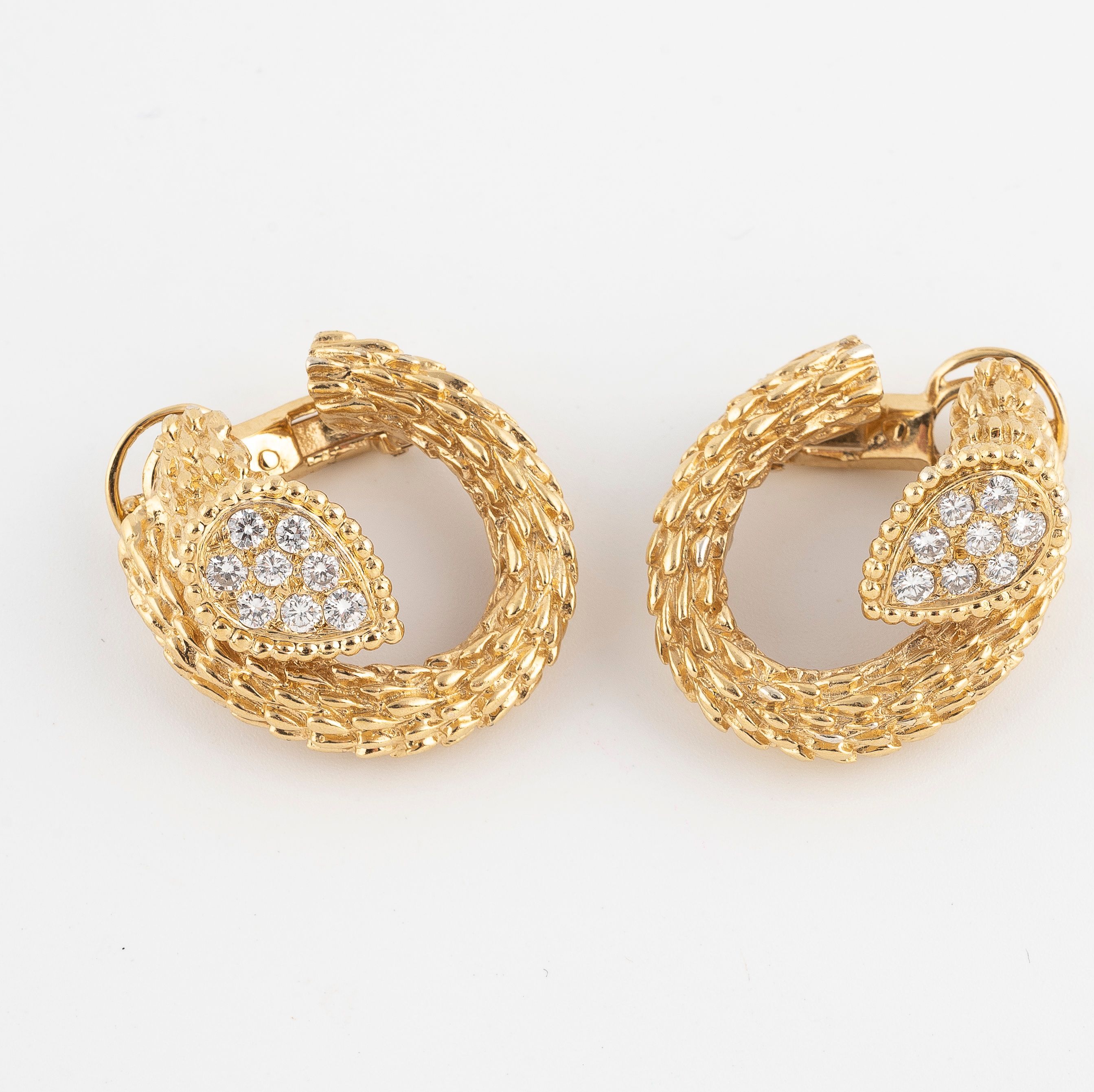 Boucheron, boucles d'oreille en or modèle Serpent Bohème
