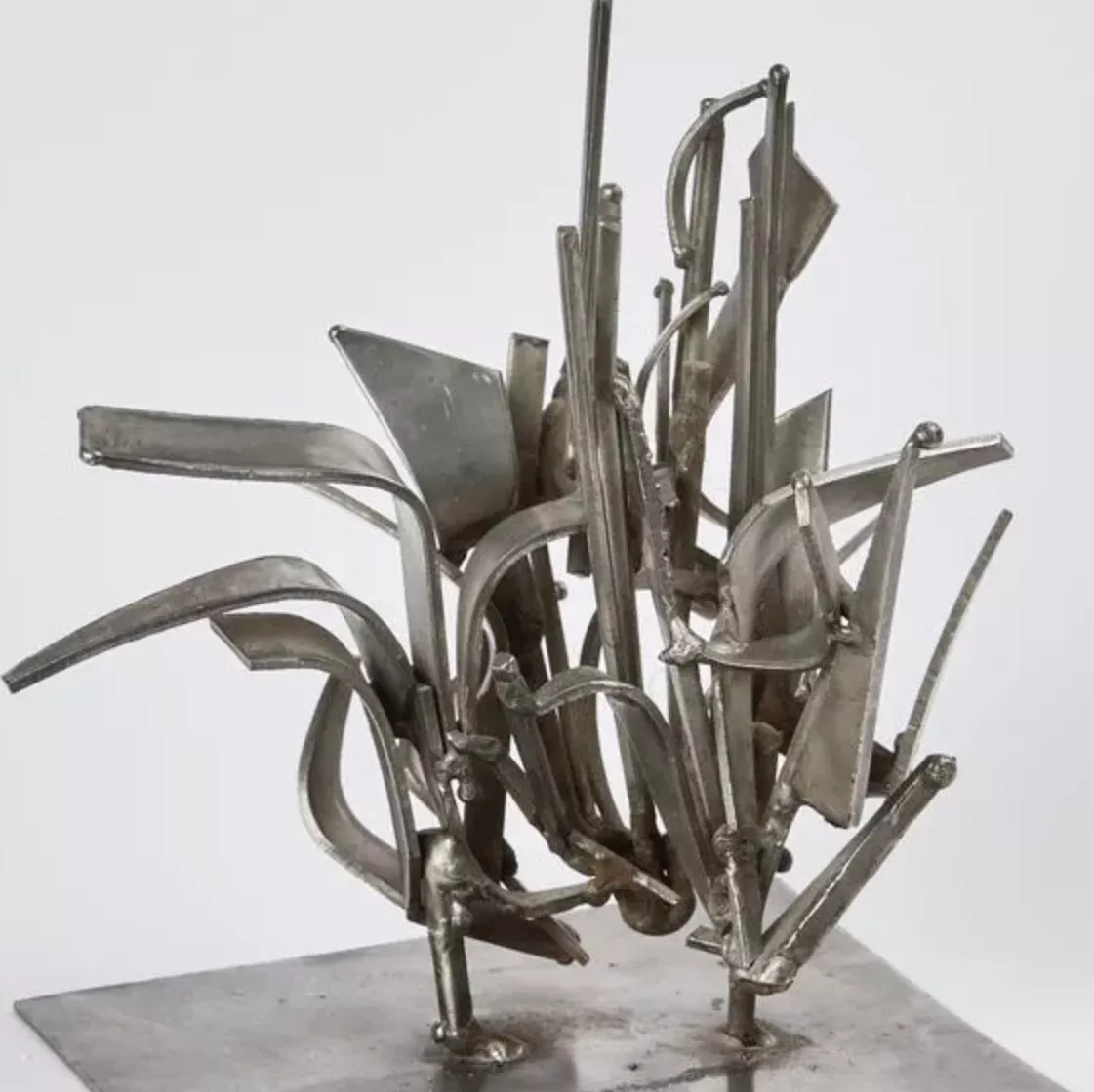 Albert Féraud, sculpture en acier inoxydable