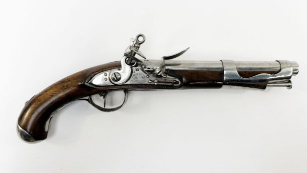 Pistolet d’arçon modèle 1763-66 révolutionnaire
