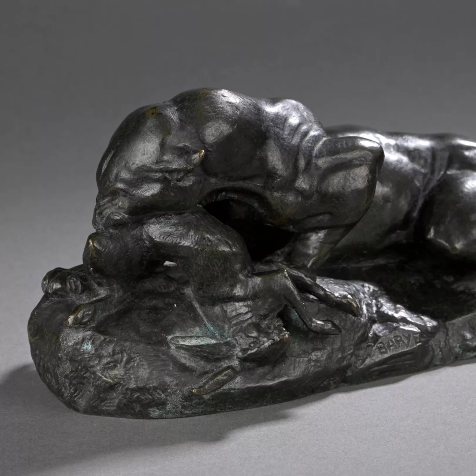 Barye, lion en bronze