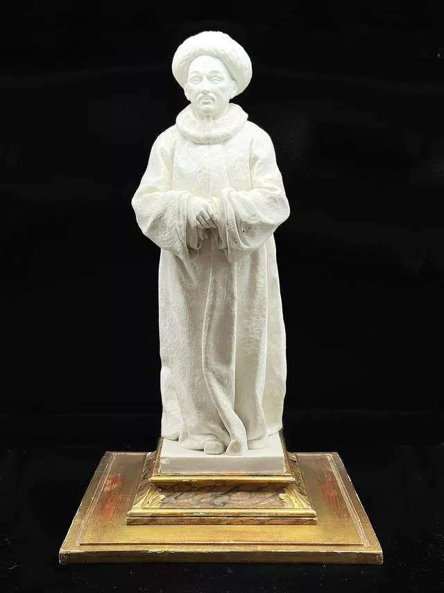 S&egrave;vres, biscuit en porcelaine