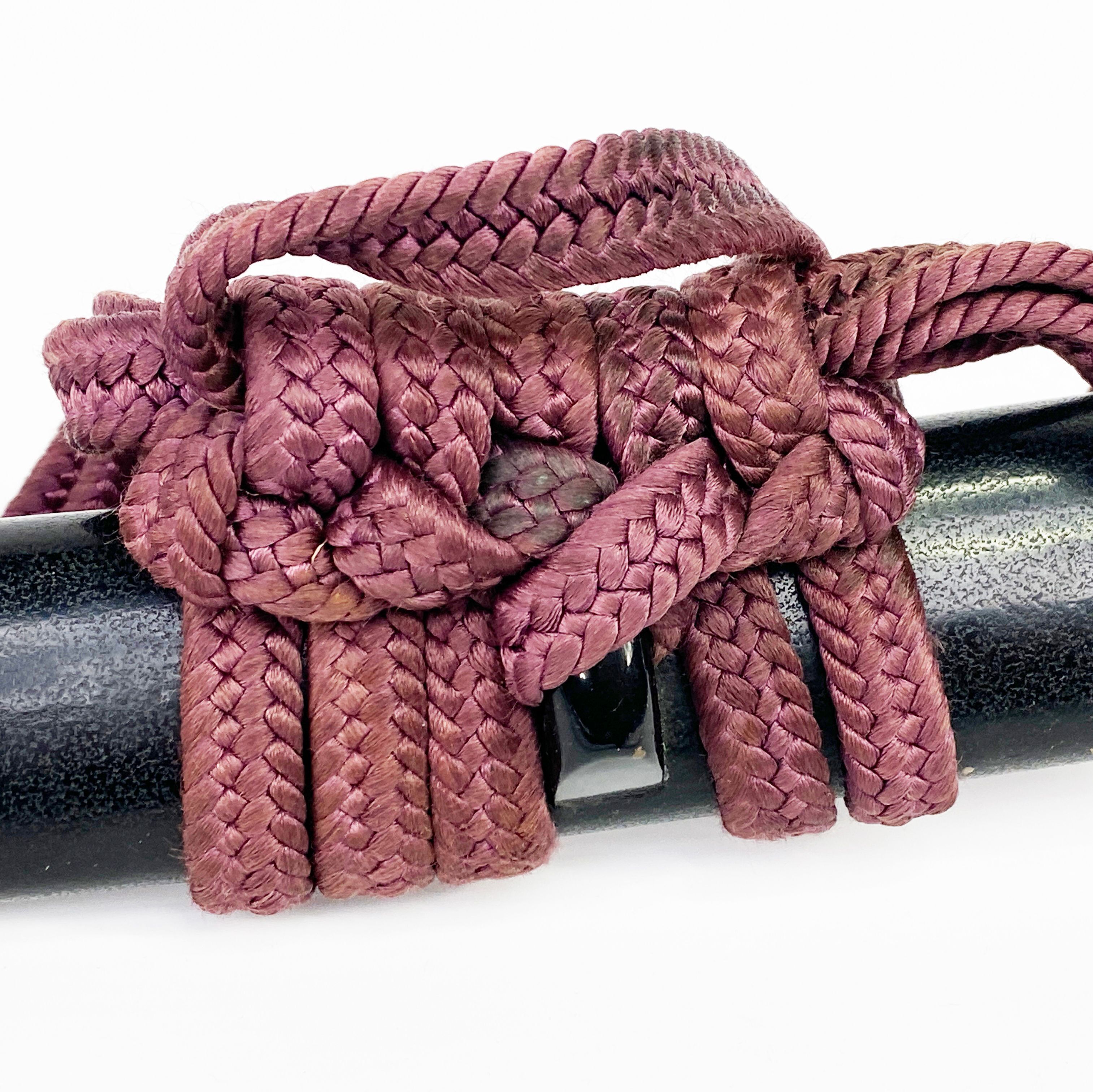 Sageo (cordage) figurant sur le Saya
