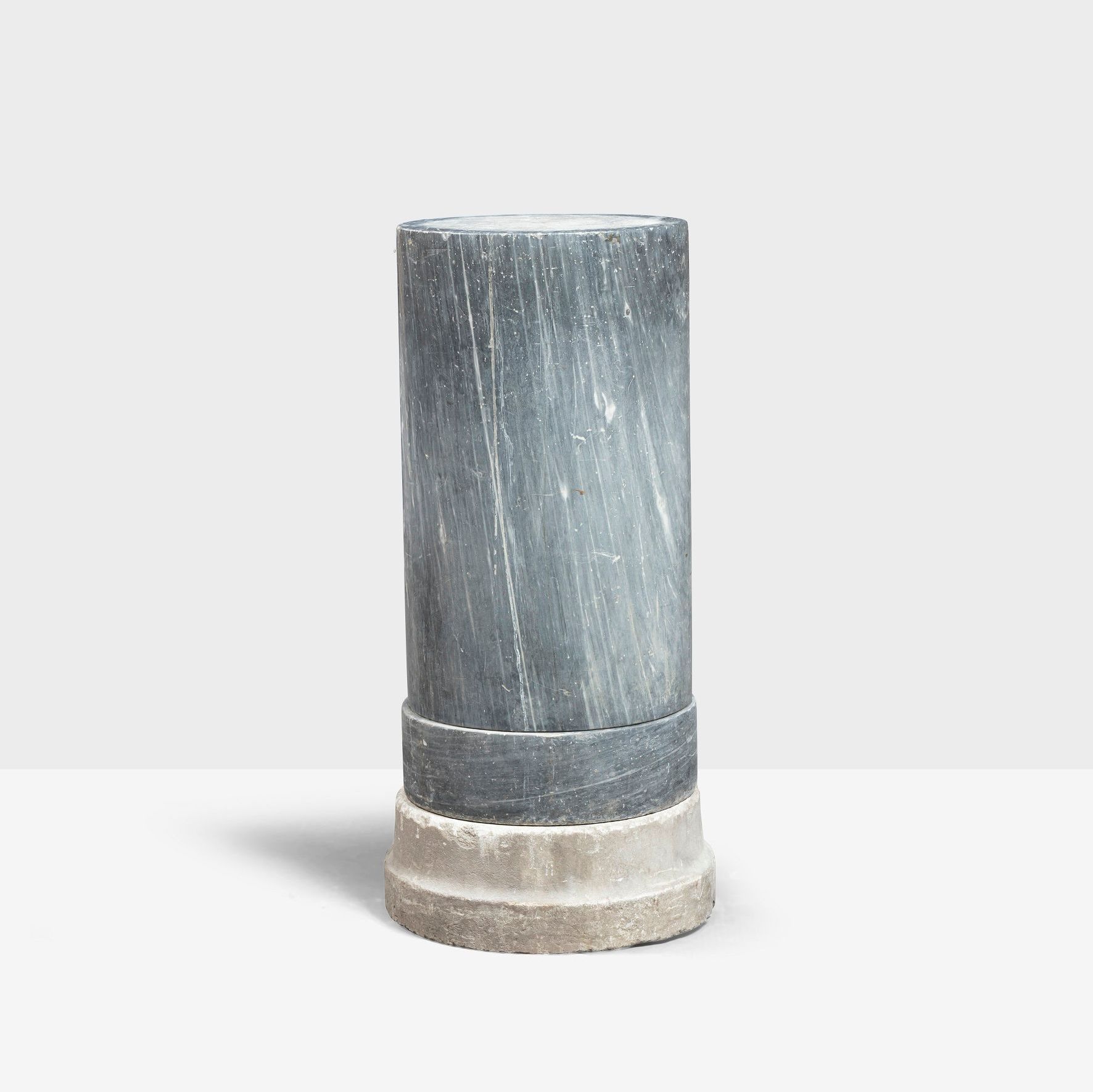 Colonne en marbre, XVIIIème siècle