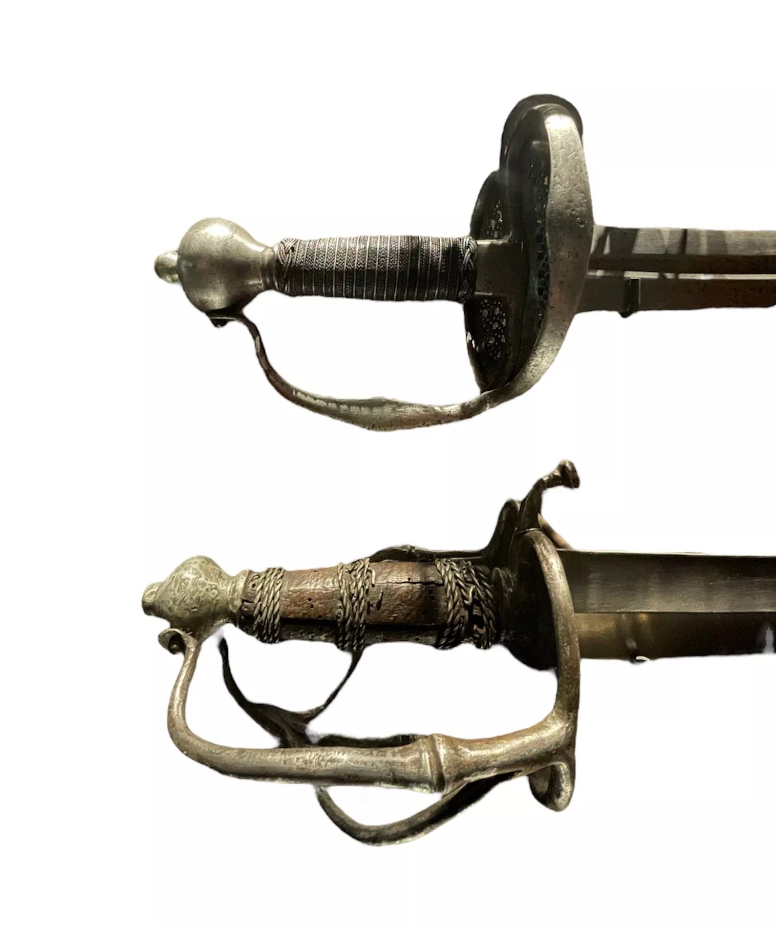 Poign&eacute;es de sabres de hussard