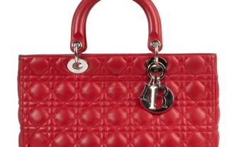 Lady Dior en cuir verni rouge