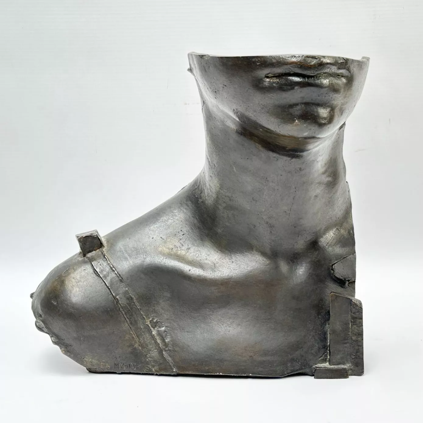 Igor Mitoraj, sculpture en bronze