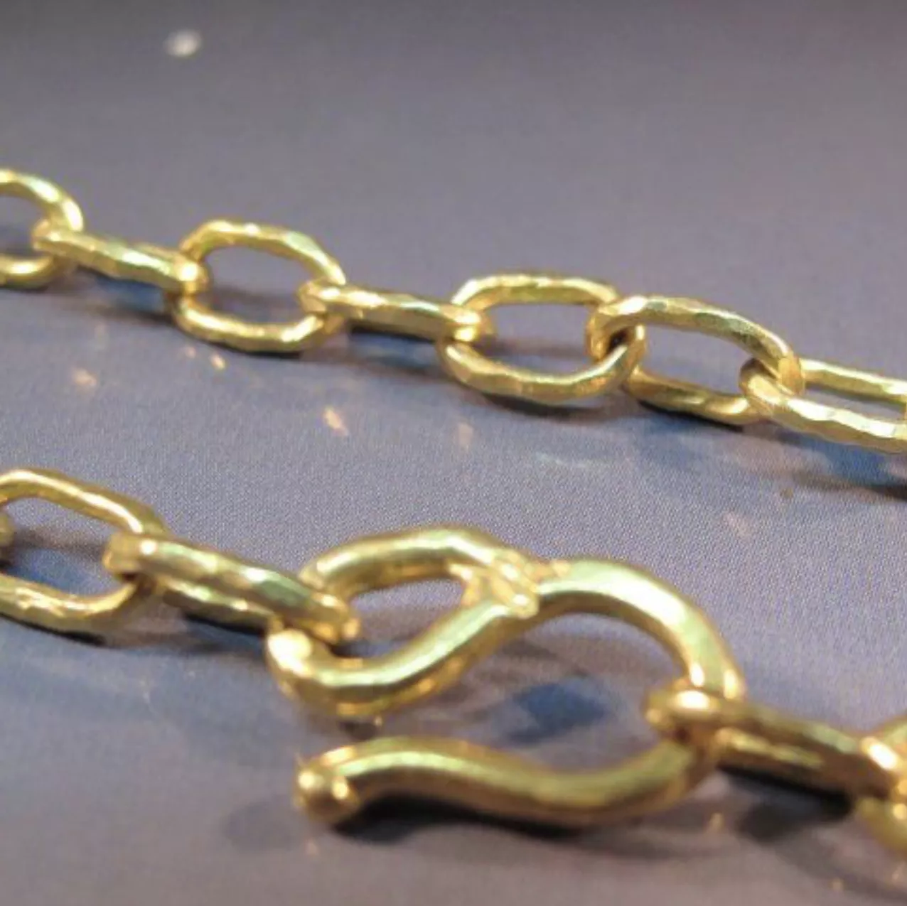 Cha&icirc;ne en or jaune 22 carats