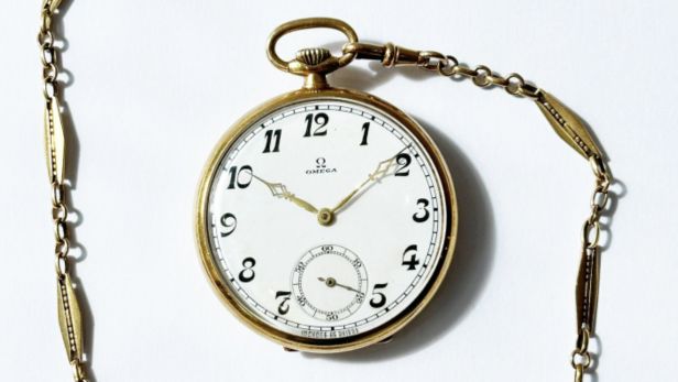 OMEGA Montre gousset en or jaune (750)