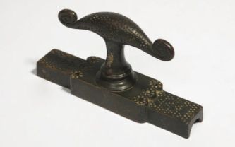 Armand Albert Rateau, poignée de porte en bronze
