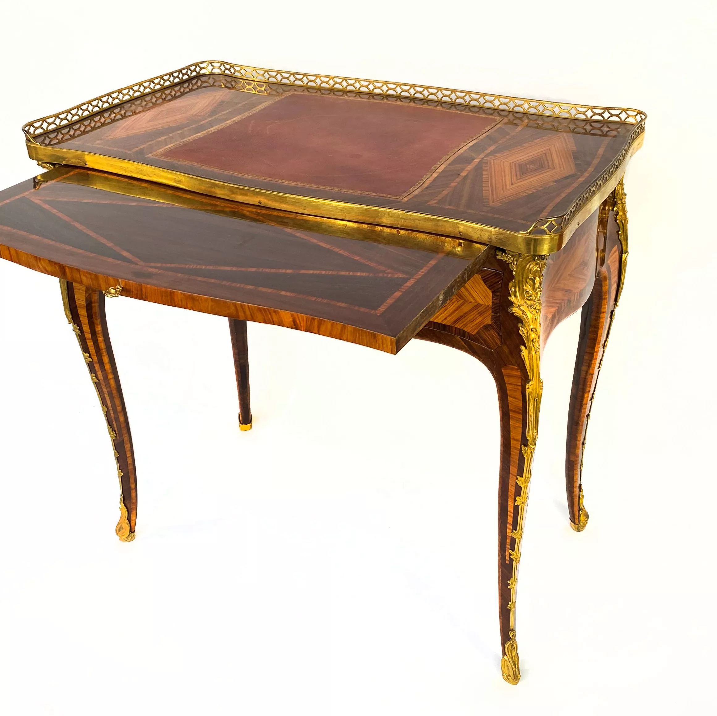 &Eacute;critoire en marqueterie d'&eacute;poque Louis XV
