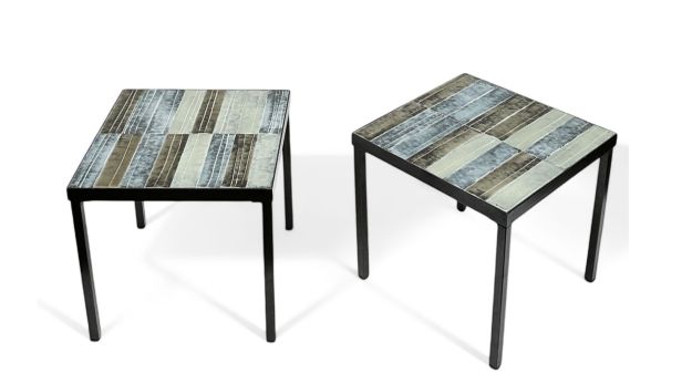 Roger CAPRON (1922-2006), Suite de deux tables basses de la série Y, circa 1968