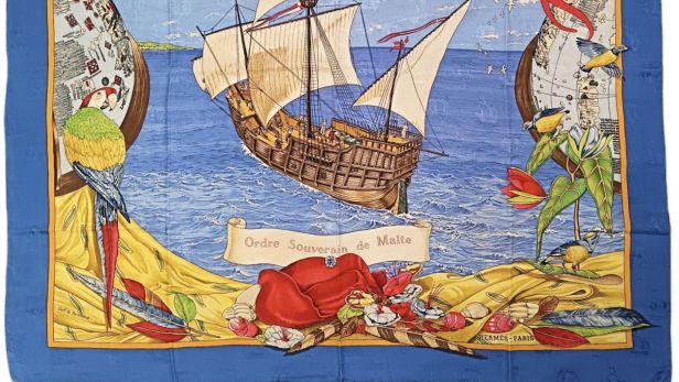 HERMÈS PARIS. Carré en twill de soie "Ordre souverain de Malte"d'après un dessin de Carl de Parcevaux