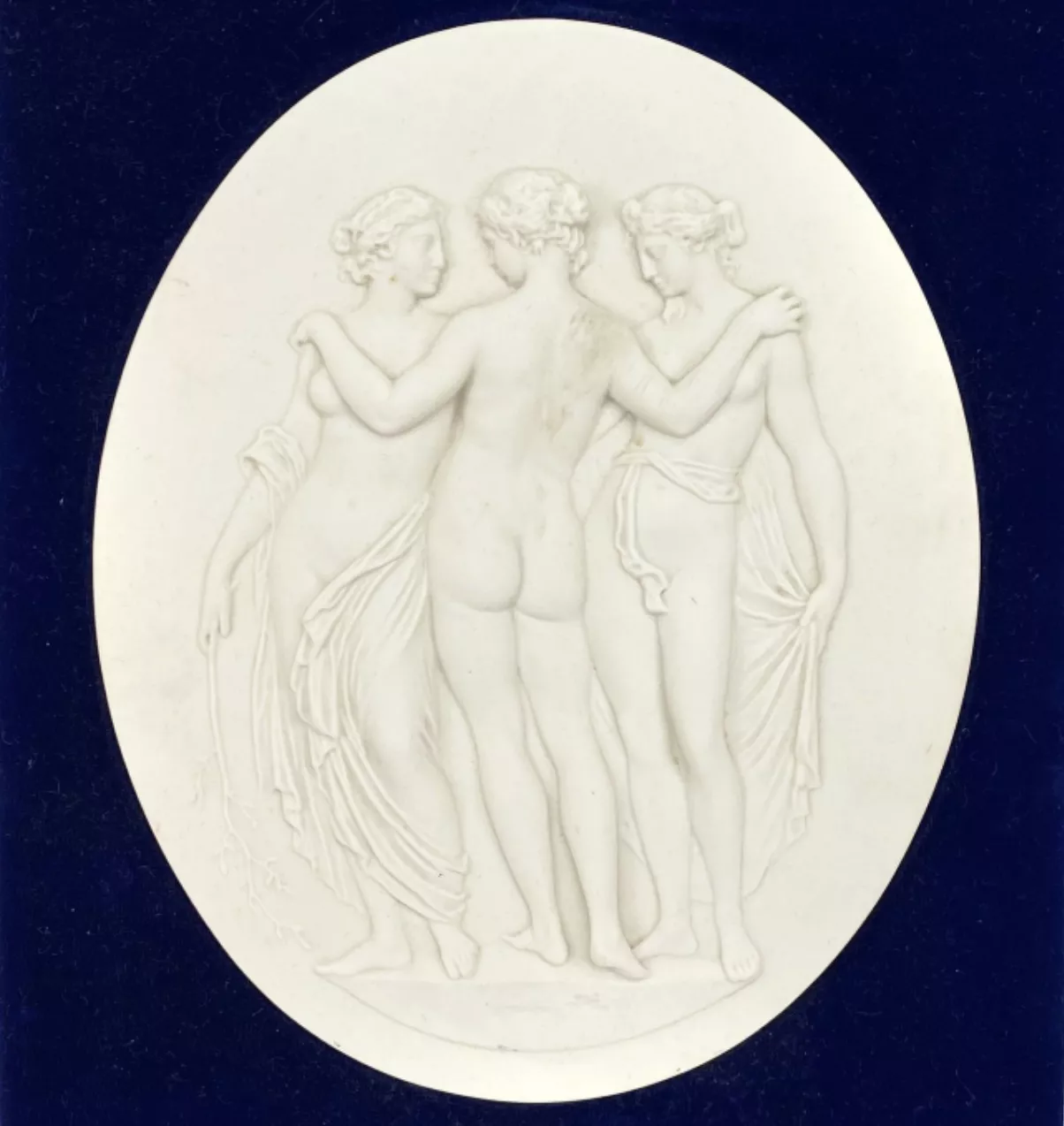 S&egrave;vres, m&eacute;daillon en biscuit