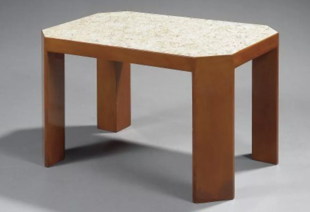 Jean Dunand, table en bois avec panneau de coquilles d'oeuf laqu&eacute;