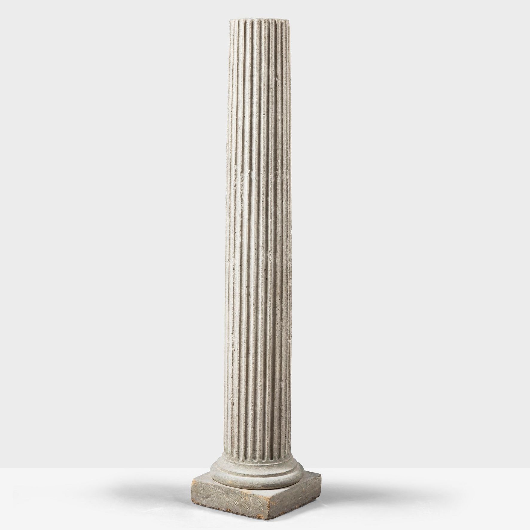 Colonne en marbre à motif cannelé, XVIIIème siècle