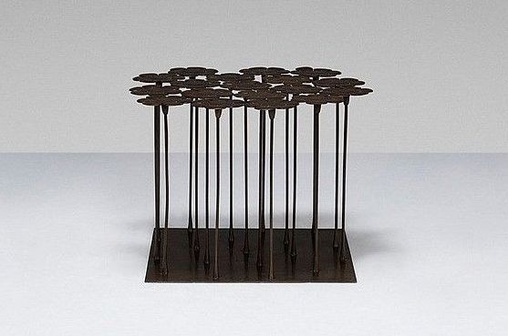 Hubert Le Gall, table Marguerite en bronze