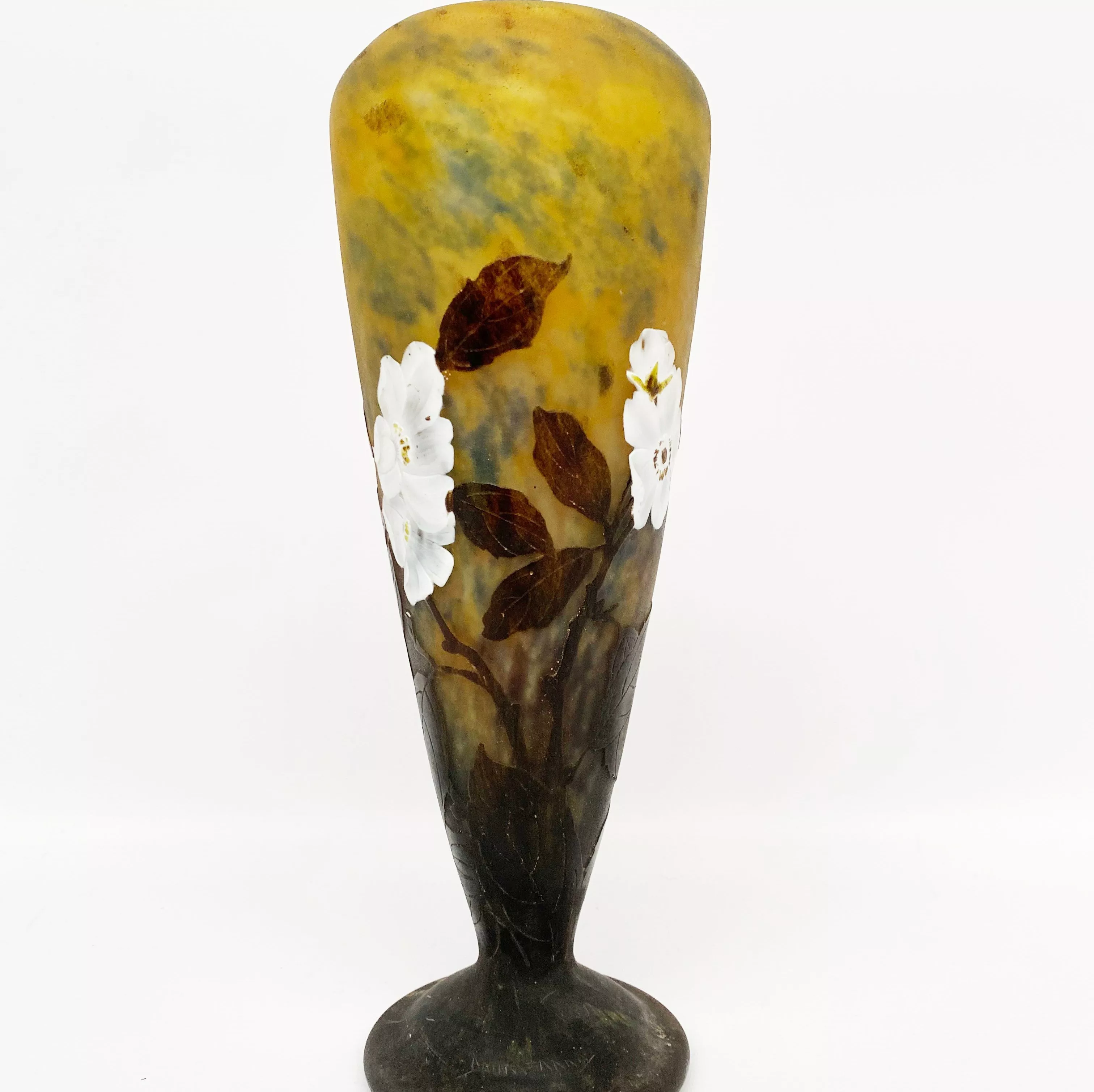 Daum, vase en p&acirc;te de verre