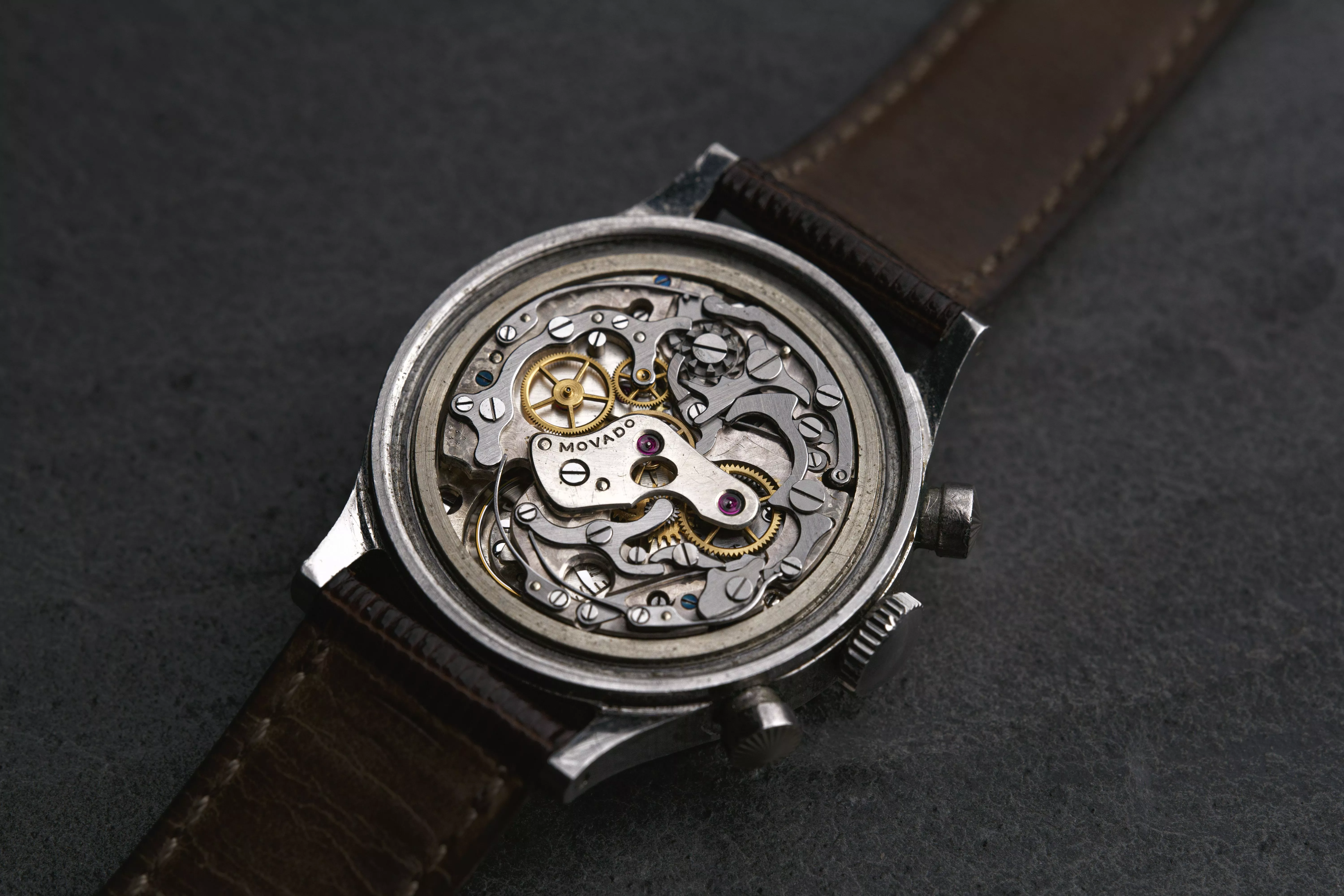 Int&eacute;rieur d'une montre Movado chronographe