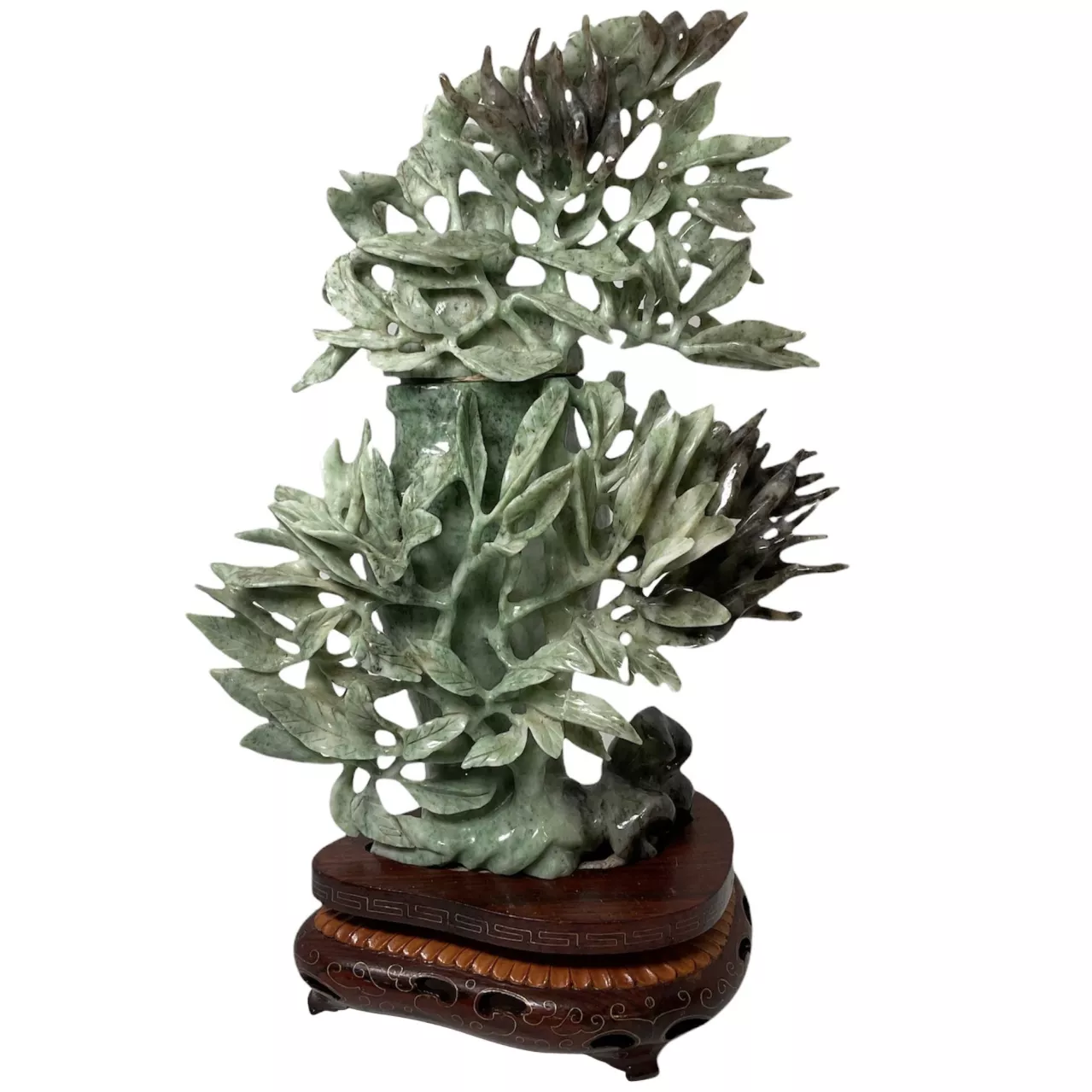 Sculpture en jade de Chine, socle en bois