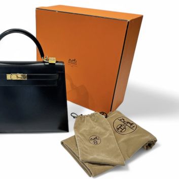 HERMÈS Sac Kelly sellier 32 cm en veau box noir Bijouterie en métal plaqué or
