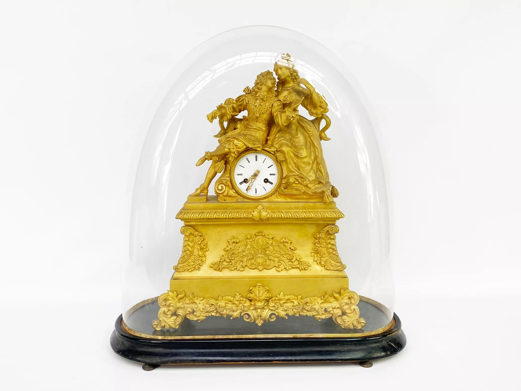Pendule en bronze dor&eacute;, &eacute;poque romantique