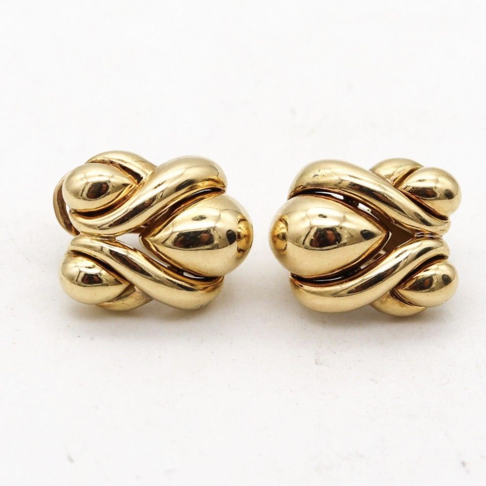 René Boivin, paire de clips en or